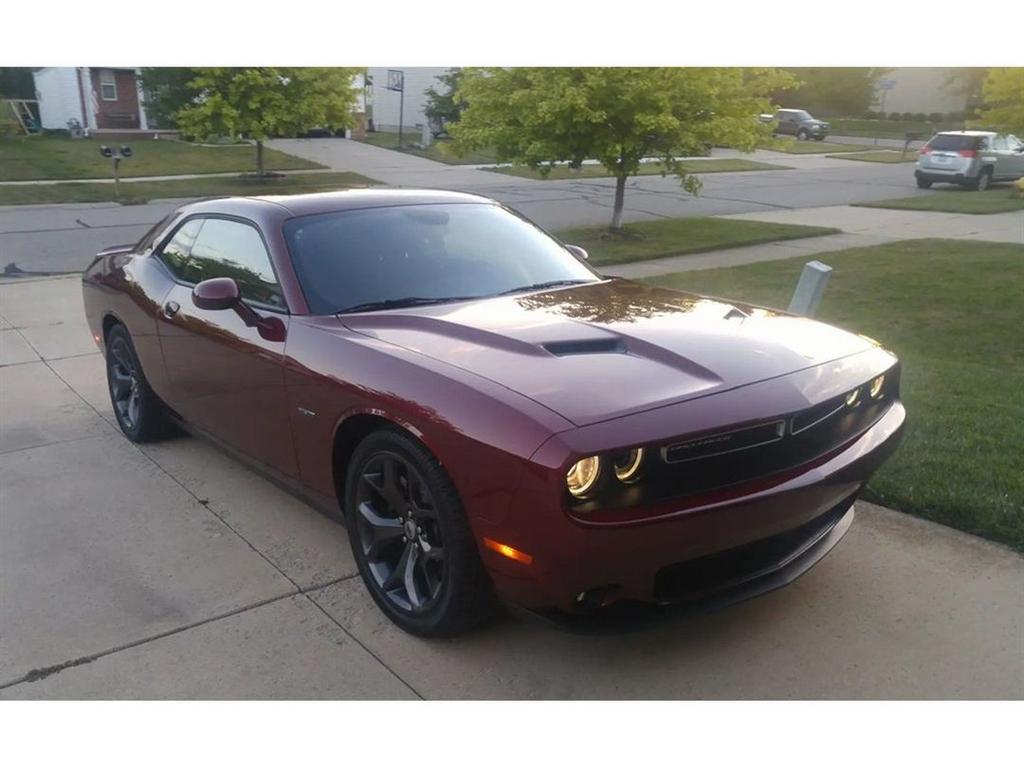 2022 Dodge Challenger GT Auto's photo