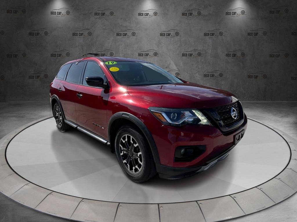 2019 Nissan Pathfinder SV